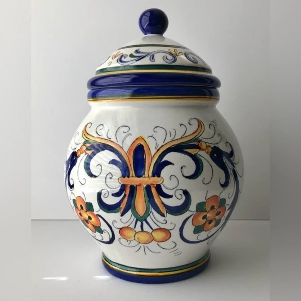 TUSCANY VASE DECORATIVE WITH LID 11.5'' TALL WHITE/BLUE MULTICOLOR MADE IN CHINA